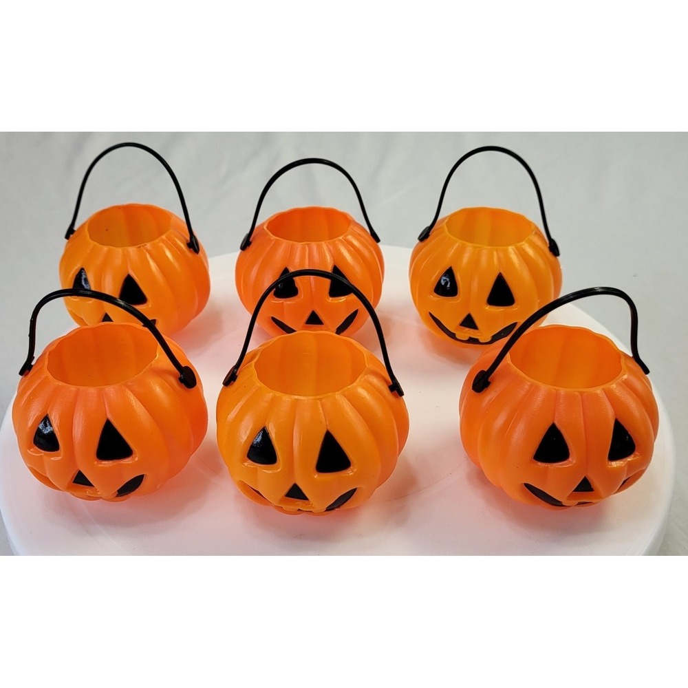 6 Mini Pumpkins Blow Mold Halloween Party Treat Buckets Pary Pails Vintage